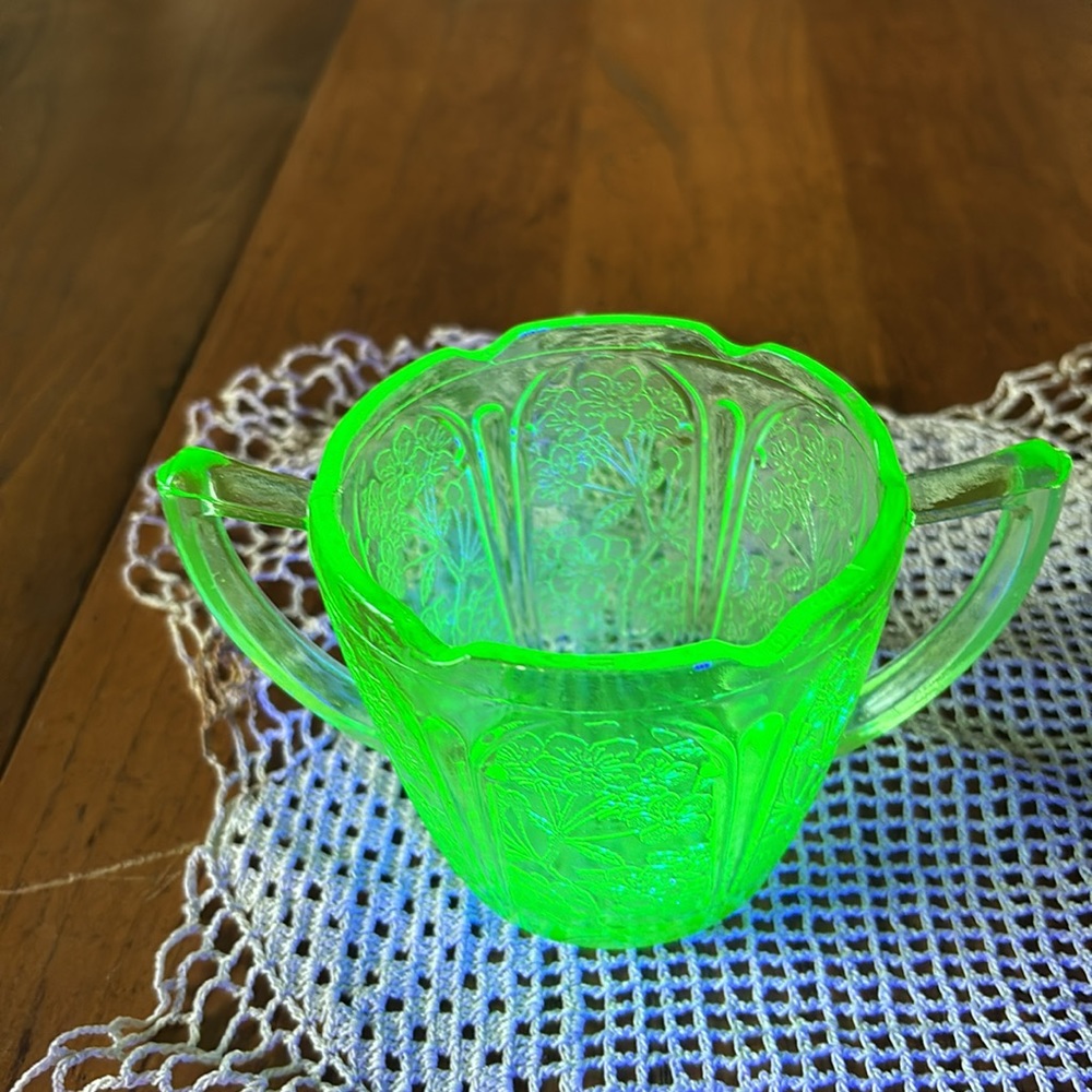 Vintage Jeanette green Uranium glass cherry blossom pattern sugar & creamer set